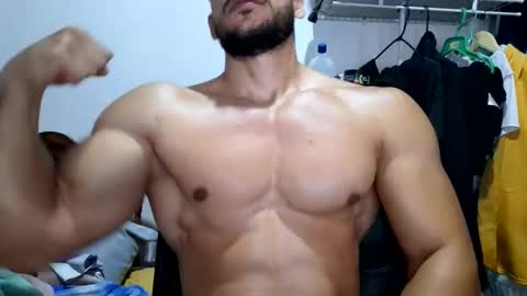 Snapshot of josefit06 chatting on 10, 10, 2025 josefit06 online show from 10, 10, 2025
