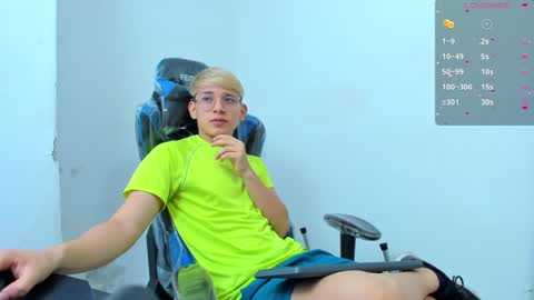 Snapshot of joseph_brown_ chatting on 22, 12, 2024 JOSEPH BROWN online show from 22, 12, 2024