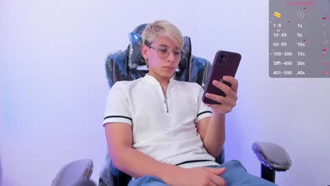 Snapshot of joseph_brown_ chatting on 31, 12, 2024 JOSEPH BROWN online show from 31, 12, 2024