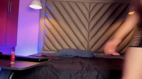 josephinelancaster online show from 22, 2, 2025