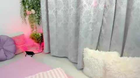 Snapshot of josephinemoon chatting on 19, 7, 2026 Josephine online show from 19, 7, 2026