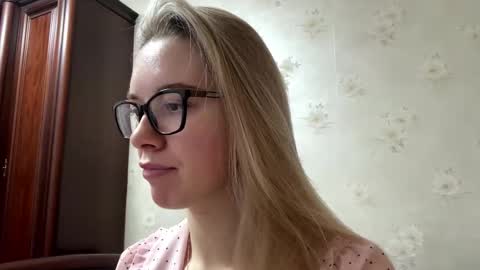 Anessa online show from 2, 12, 2025