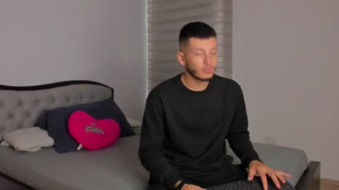 Snapshot of josh_and_dilany chatting on 29, 12, 2024 Dilany Josh online show from 29, 12, 2024