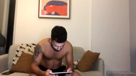 Snapshot of josh_xo chatting on 16, 11, 2025 josh_xo online show from 16, 11, 2025