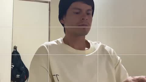 Nicolas online show from 25, 4, 2026