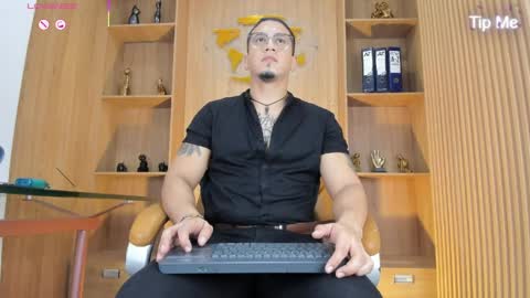 Snapshot of joshmiller___ chatting on 1, 6, 2026 joshmiller___ online show from 1, 6, 2026
