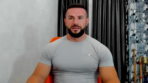 joshuamuscle69 online show from 2, 11, 2025