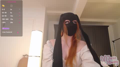 Snapshot of josie_bunny chatting on 4, 11, 2025 Josie Bunny 3 online show from 4, 11, 2025