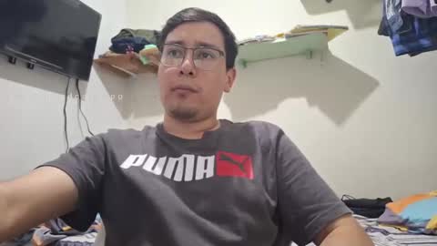 Snapshot of josq121 chatting on 2, 2, 2025 josq121 online show from 2, 2, 2025