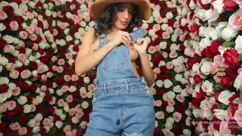 Joss  online show from 28, 1, 2025