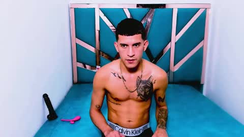 Snapshot of josue_linares chatting on 25, 9, 2025 josue_linares online show from 25, 9, 2025
