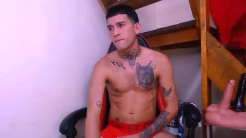 Snapshot of josue_linares chatting on 24, 4, 2026 josue_linares online show from 24, 4, 2026