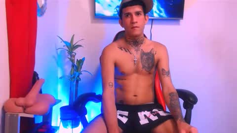 Snapshot of josue_linares chatting on 14, 5, 2026 josue_linares online show from 14, 5, 2026