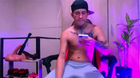 Snapshot of josue_linares chatting on 24, 5, 2026 josue_linares online show from 24, 5, 2026