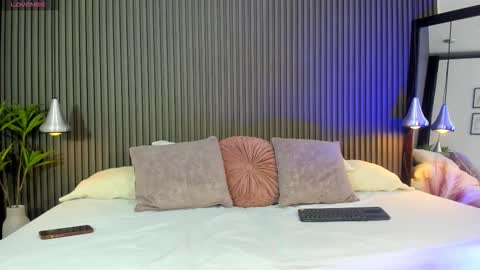 Jota Stivens online show from 4, 10, 2025