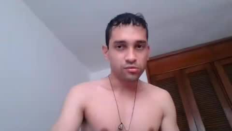 Snapshot of jovenvergonguapo09 chatting on 19, 7, 2026 Van Helsing online show from 19, 7, 2026