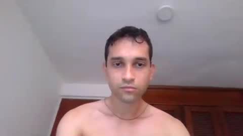 Snapshot of jovenvergonguapo09 chatting on 8, 8, 2026 Van Helsing online show from 8, 8, 2026