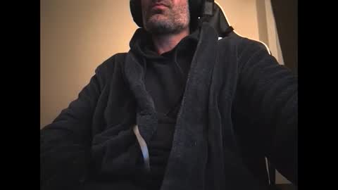 Snapshot of jozefski chatting on 5, 10, 2025 Jozefio online show from 5, 10, 2025