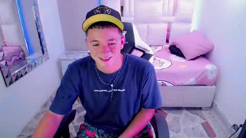 N I N O online show from 8, 3, 2025