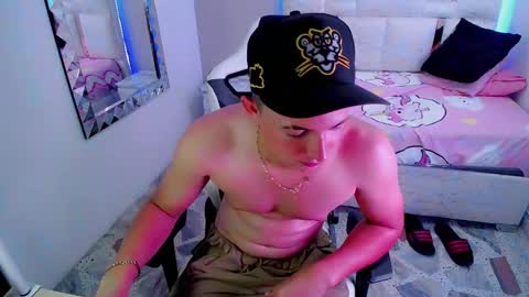 N I N O online show from 10, 3, 2025