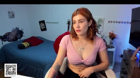 Snapshot of jrcami chatting on 3, 1, 2025 Camila Buitrago online show from 3, 1, 2025