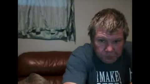 Snapshot of jrock9999 chatting on 3, 11, 2025 jrock9999 online show from 3, 11, 2025