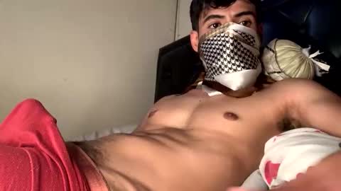 Snapshot of juan_bunny chatting on 4, 5, 2026 lJuanl online show from 4, 5, 2026