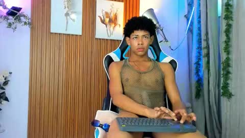 juan_contreras7 online show from 9, 9, 2025