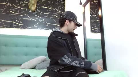 JUAN JOSE online show from 13, 1, 2026