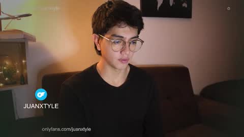 . online show from 29, 10, 2025