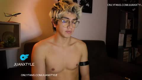 Snapshot of juancamroom chatting on 2, 6, 2026 . online show from 2, 6, 2026