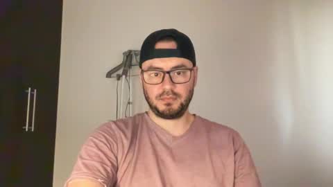 Snapshot of juanchom chatting on 10, 1, 2025 juanchom online show from 10, 1, 2025