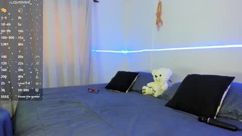 Blue online show from 7, 2, 2025