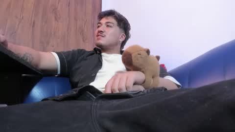 Snapshot of juanmechanic chatting on 4, 2, 2026 JUAN online show from 4, 2, 2026