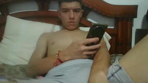 Snapshot of juanobig20 chatting on 15, 10, 2025 juanobig20 online show from 15, 10, 2025