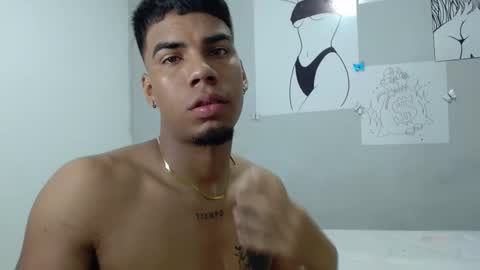 Snapshot of juanse_hot1 chatting on 6, 12, 2024 juanse_hot1 online show from 6, 12, 2024