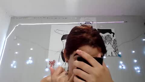 juanse_hot11 online show from 28, 1, 2025