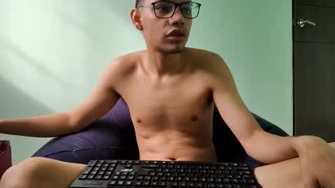 Snapshot of juansuarez204 chatting on 29, 12, 2024 juansuarez204 online show from 29, 12, 2024