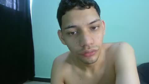 Snapshot of juansuarez204 chatting on 1, 2, 2025 juansuarez204 online show from 1, 2, 2025