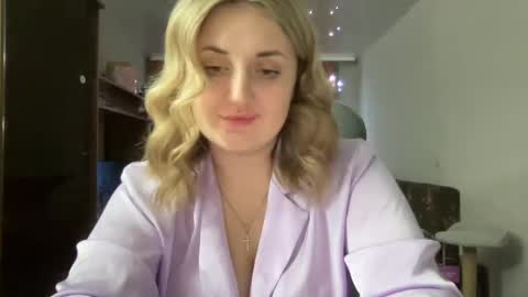 Snapshot of judevalenti chatting on 7, 3, 2025 JudeValenti online show from 7, 3, 2025