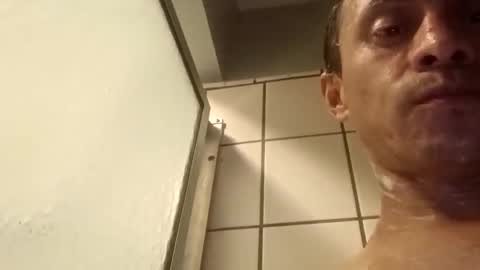 Snapshot of jugg2 chatting on 10, 11, 2025 Jugg online show from 10, 11, 2025