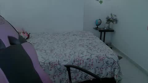 EleN online show from 5, 10, 2025