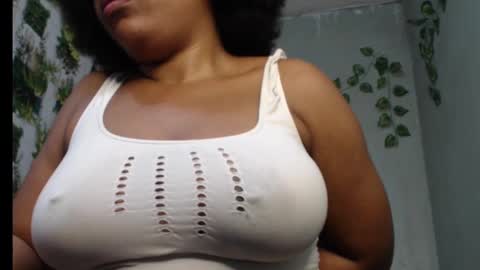 Snapshot of juicy_gold22 chatting on 27, 2, 2025 Mariagold online show from 27, 2, 2025