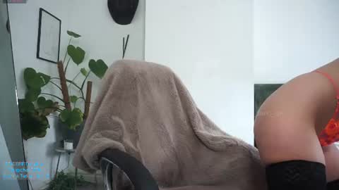 Snapshot of juicy_jane_uk chatting on 6, 7, 2026 online show from 6, 7, 2026