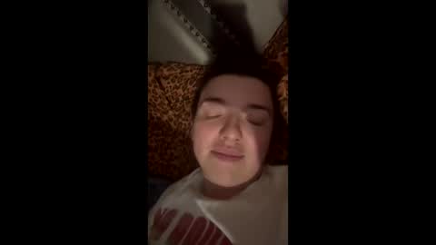juicybootyqt online show from 4, 6, 2026