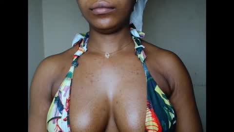 Snapshot of juicycuntx chatting on 9, 9, 2025 juicycuntx online show from 9, 9, 2025