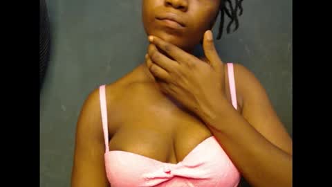 juicycuntx online show from 11, 2, 2026