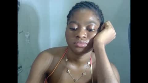 juicynpinkx online show from 7, 4, 2026