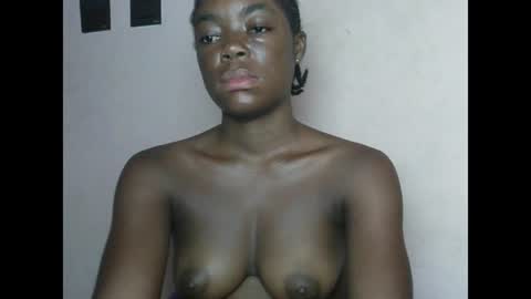 Snapshot of juicyyxboobs chatting on 3, 7, 2026 juicyyxboobs online show from 3, 7, 2026