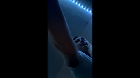 Snapshot of juicyyxx3 chatting on 25, 9, 2025 Juiccy online show from 25, 9, 2025